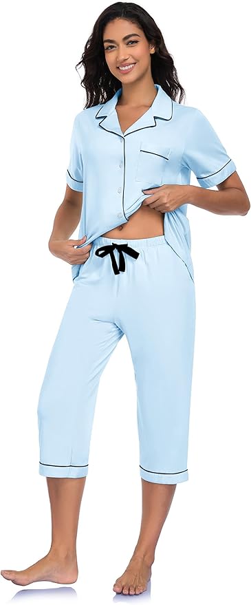 Women's Capri Pajama Set - Short Sleeve