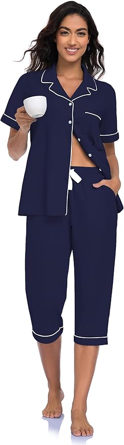 Women's Capri Pajama Set - Short Sleeve
