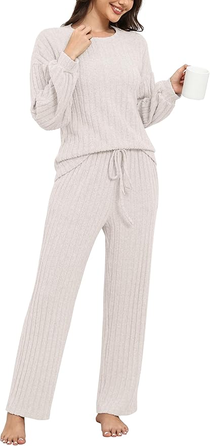 Women's Pants Pajama Set - Long Sleeve - 2 Piece