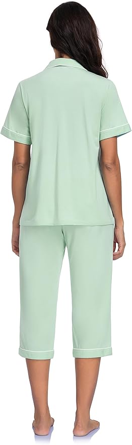 Women's Capri Pajama Set - Short Sleeve