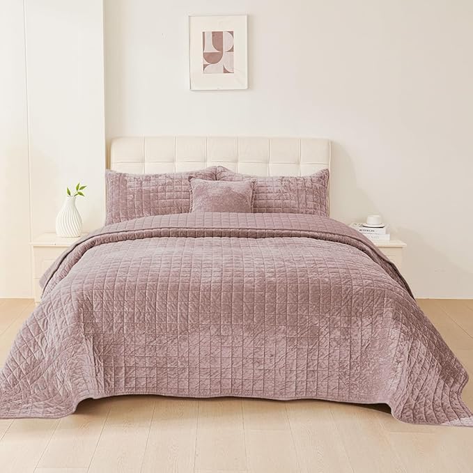 Velvet Quilt Set - California King - 3 Piece