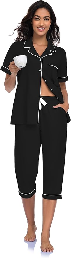 Women's Capri Pajama Set - Short Sleeve