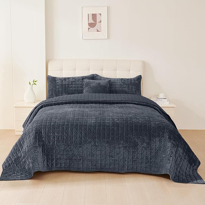 Velvet Quilt Set - King - 3 Piece