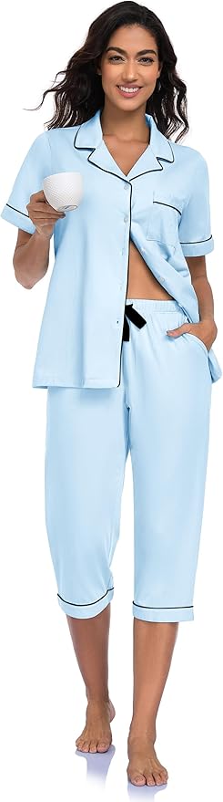 Women's Capri Pajama Set - Short Sleeve