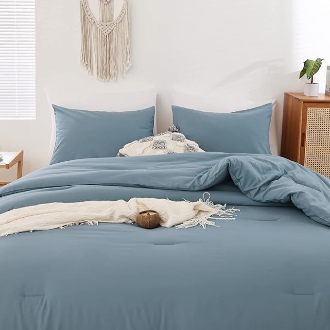 Comforter Set - Queen - 3 Piece