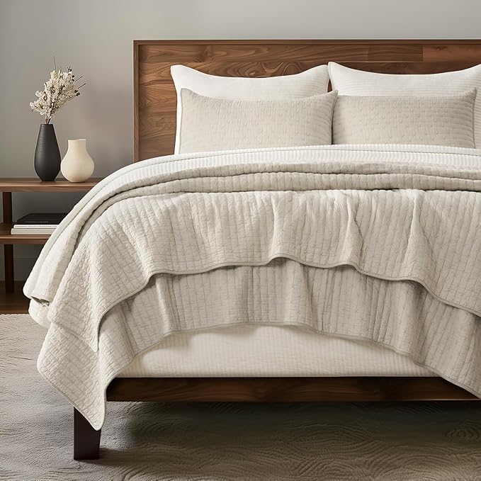Quilt Set - Queen - 3 Piece