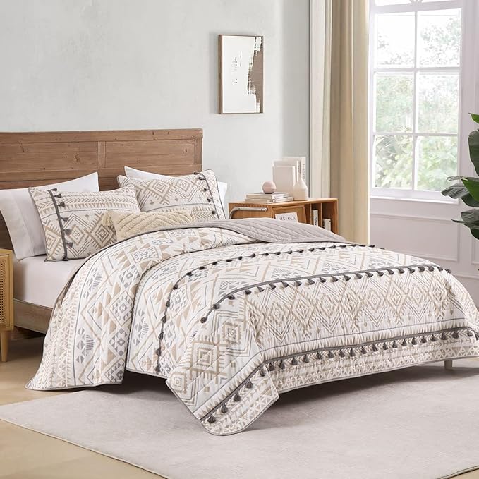 Quilt Set - Queen - 3 Piece