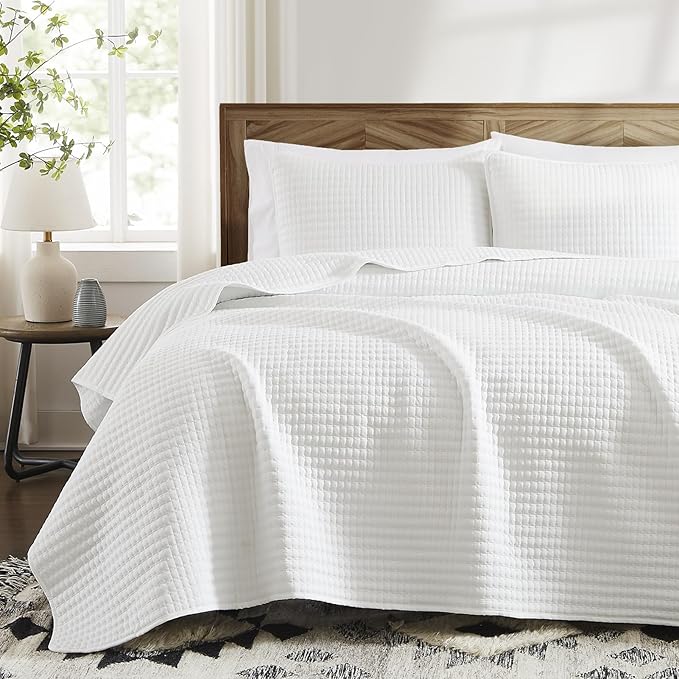 Quilt Set - Queen - 3 Piece
