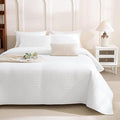 Bedding Set - Queen - 3 Piece