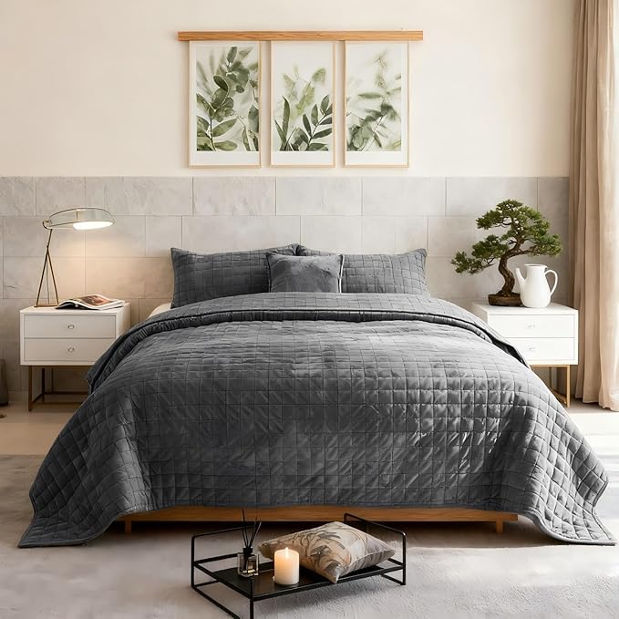 Velvet Quilt Set - California King - 3 Piece