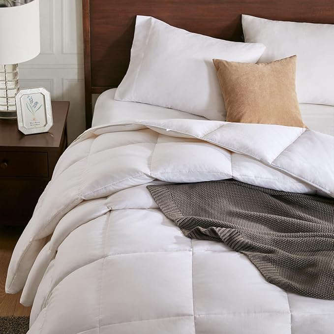 Duvets Down Comforter - Queen