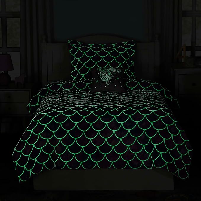 Comforter Set - Full - 4 Piece