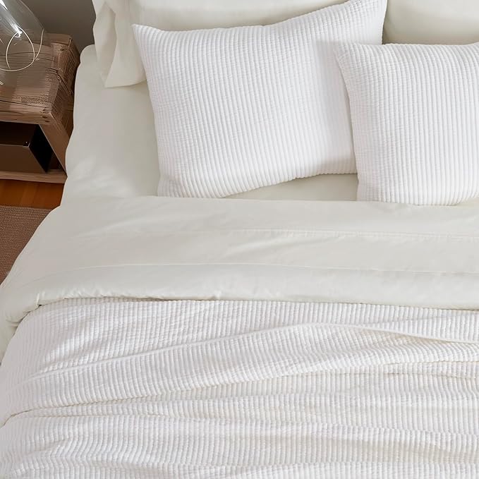 Bedding Set - Queen - 3 Piece