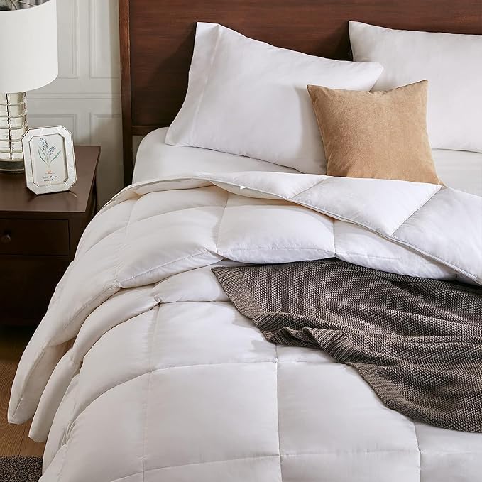 Duvets Down Comforter - Queen