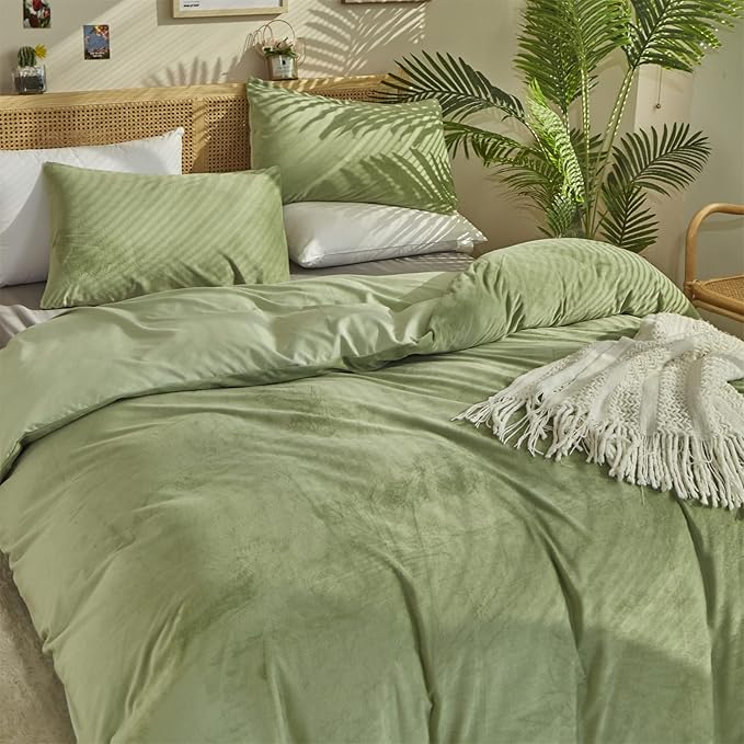 Velvet Comforter Set - California King - 3 Piece