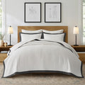 Quilt Set - Queen - 3 Piece