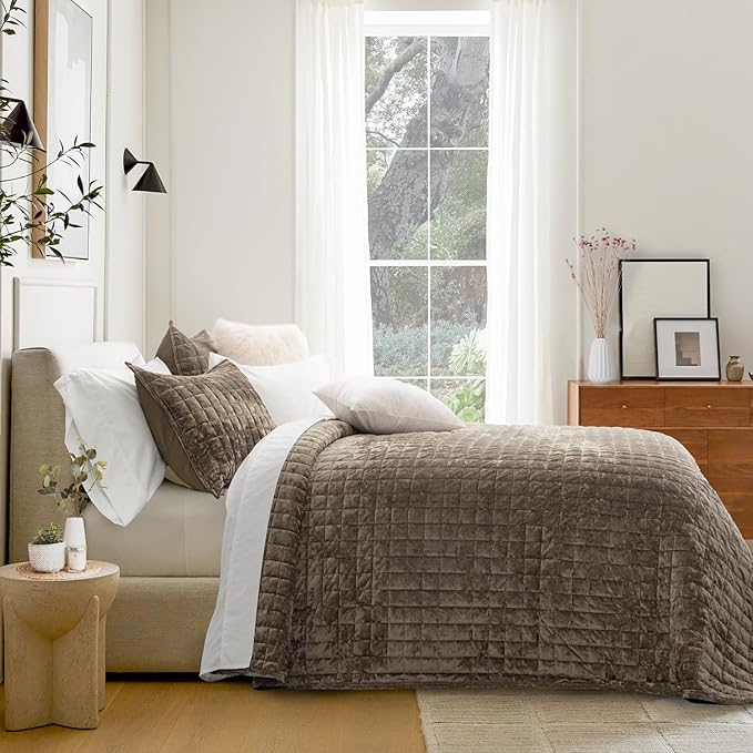 Velvet Bedspreads Coverlets Set - King