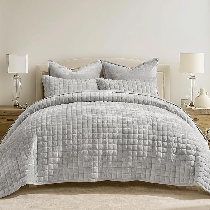 Velvet Quilt Set - King