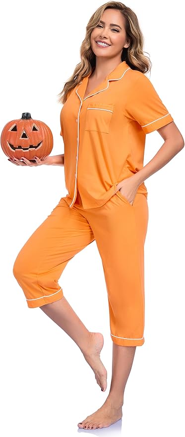 Women's Capri Pajama Set - Short Sleeve