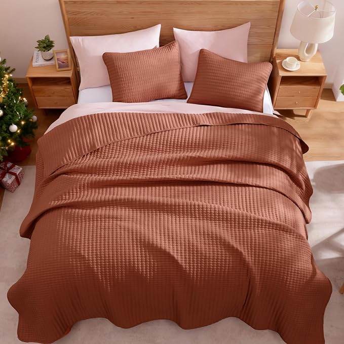 Bedding Set - Queen - 3 Piece