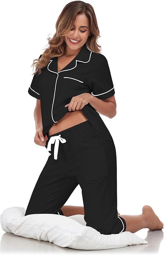 Women's Capri Pajama Set - Short Sleeve