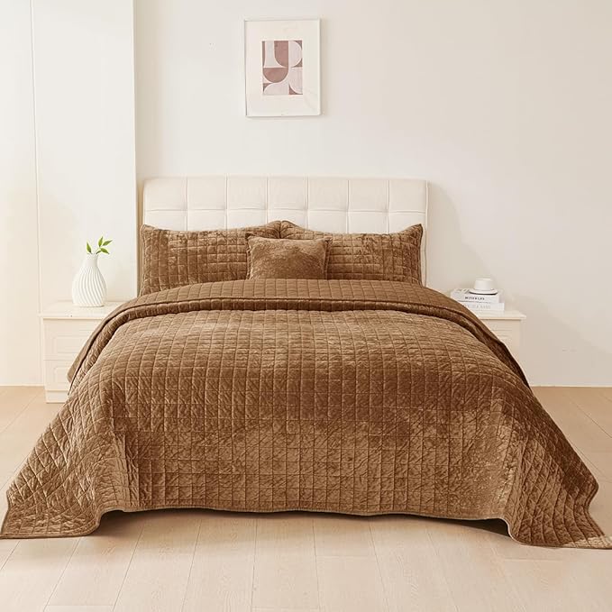 Velvet Quilt Set - King - 3 Piece