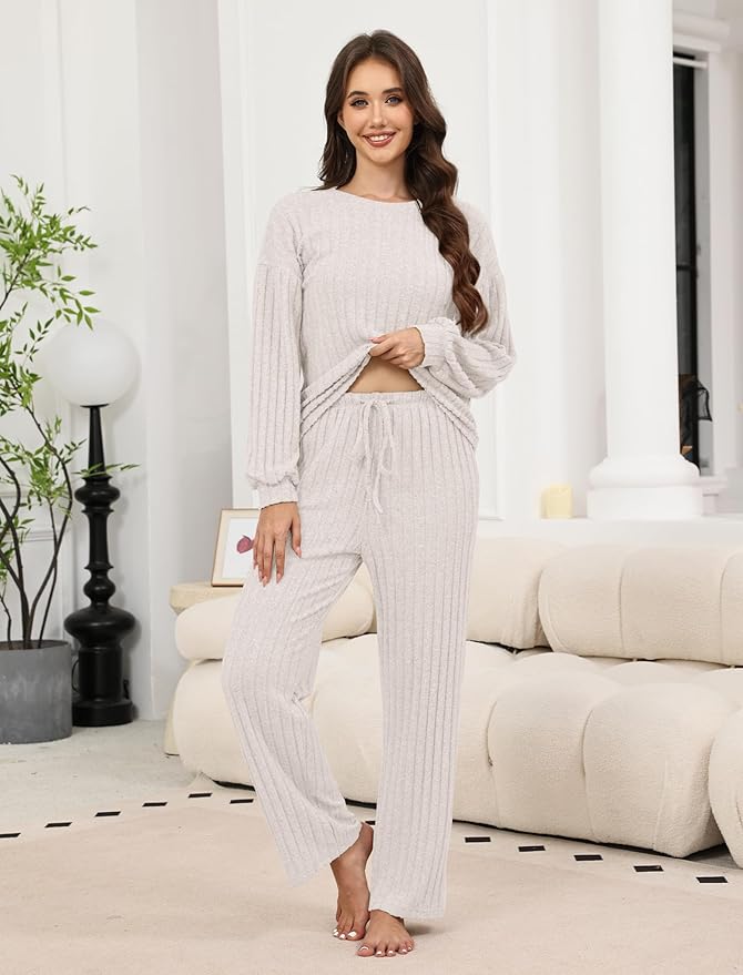 Women's Pants Pajama Set - Long Sleeve - 2 Piece