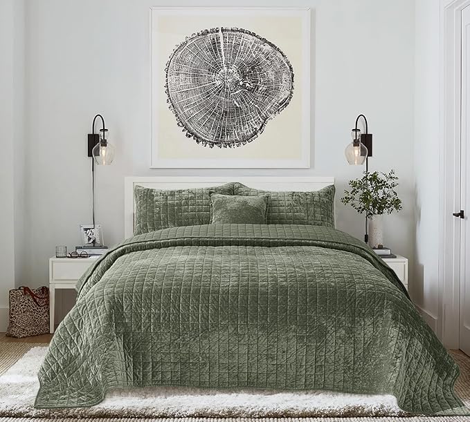 Velvet Quilt Set - California King - 3 Piece