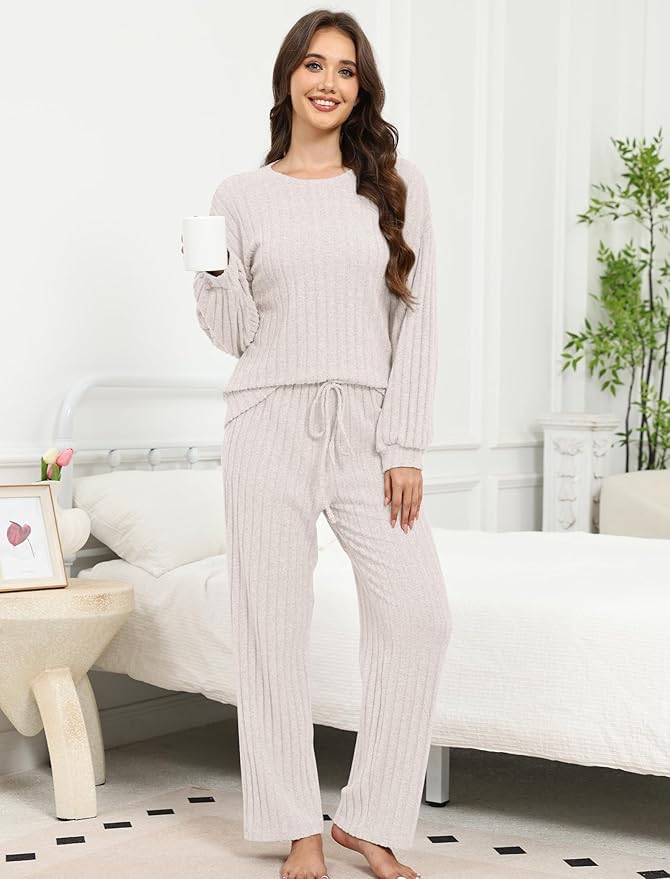 Women's Pants Pajama Set - Long Sleeve - 2 Piece