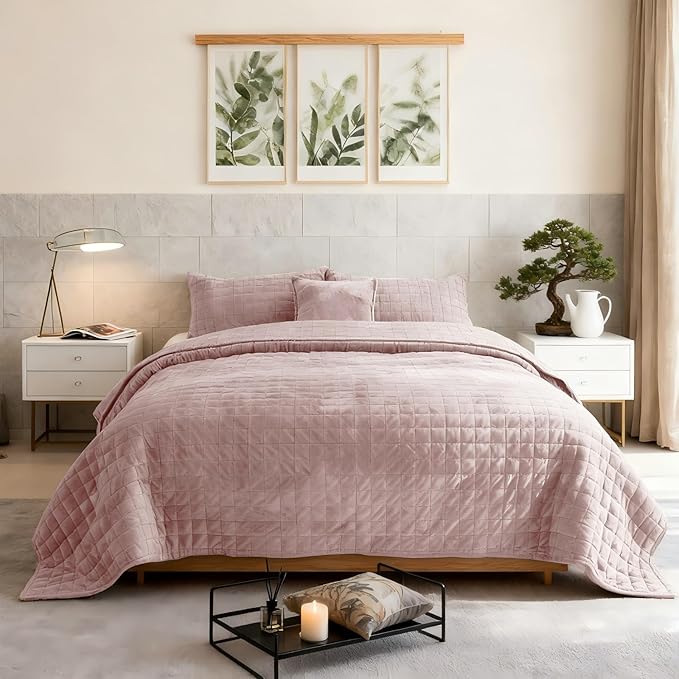 Velvet Quilt Set - California King - 3 Piece