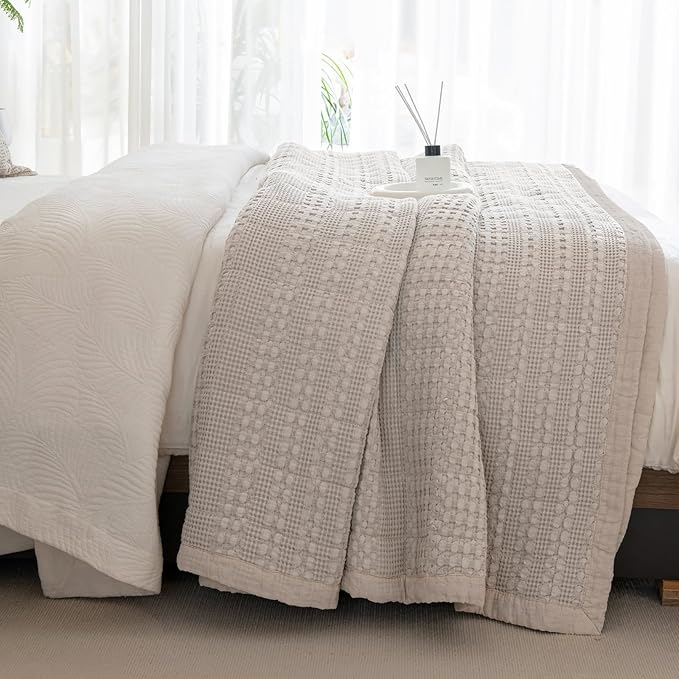 Quilt Set - King - 3 Piece