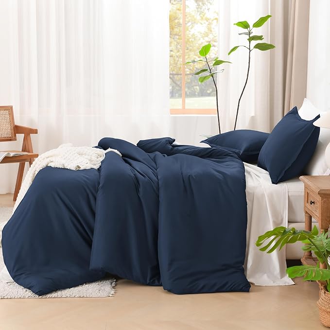 Down Alternative Comforter Set - California King - 104 x 96 in - 3 Piece