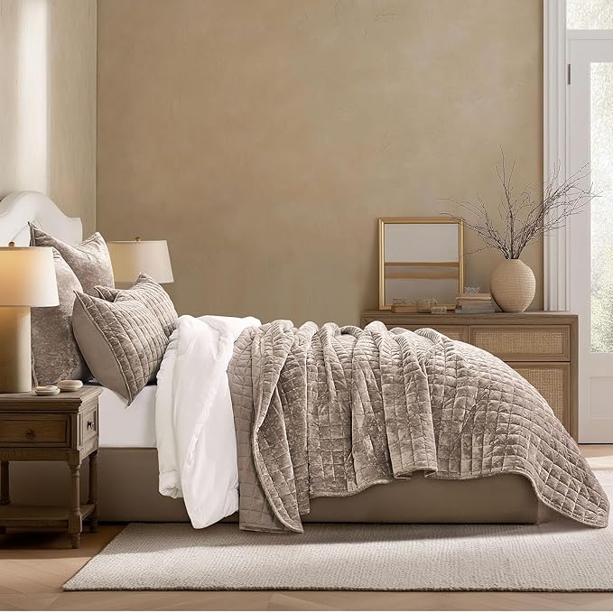 Velvet Quilt Set - King