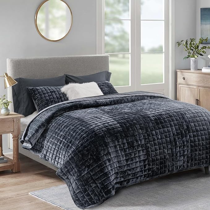 Velvet Quilt Set - King