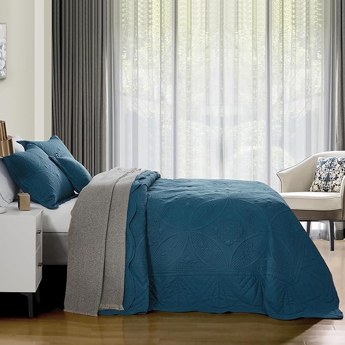 Bedding Set - Queen - 4 Piece