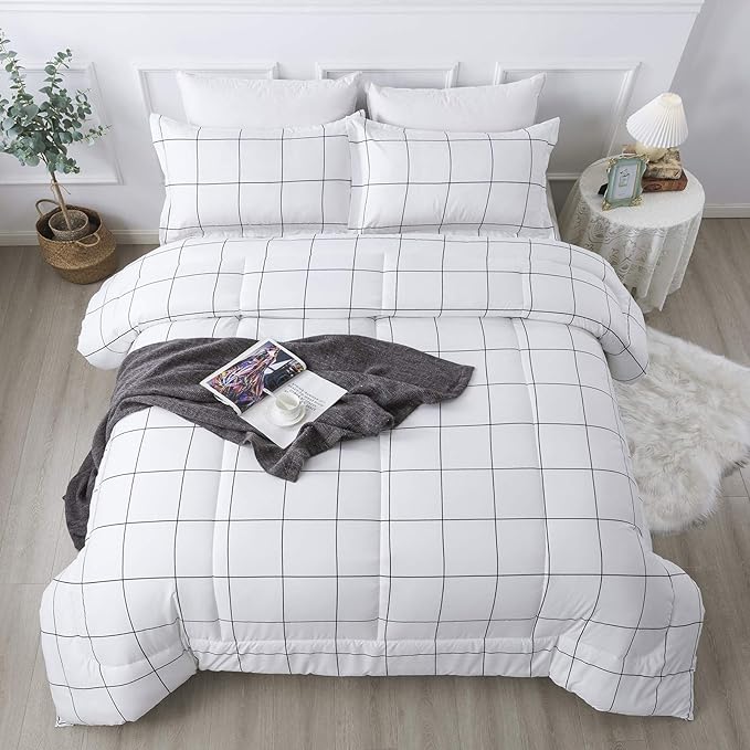Microfiber Comforter Set - King - 104 x 90 in - 3 Piece