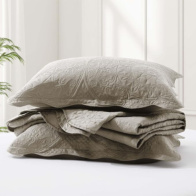 Microfiber Quilt Set - King - 8 Pack