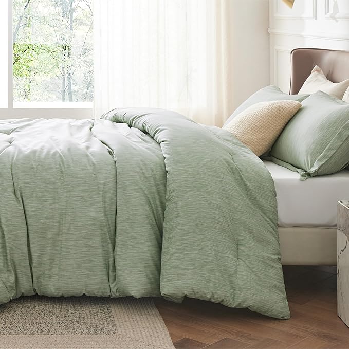 Comforter Set - Queen - 3 Piece