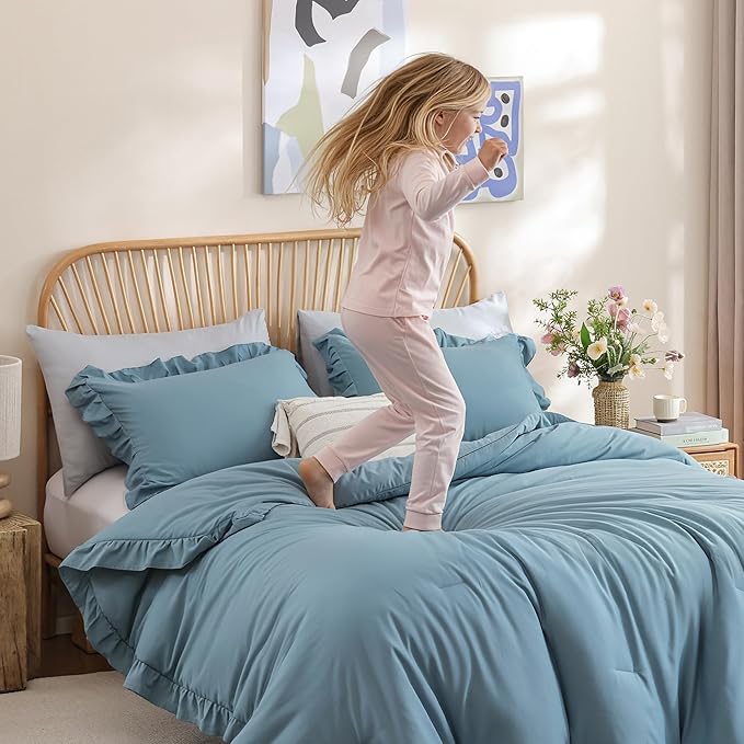 Comforter Set - Twin