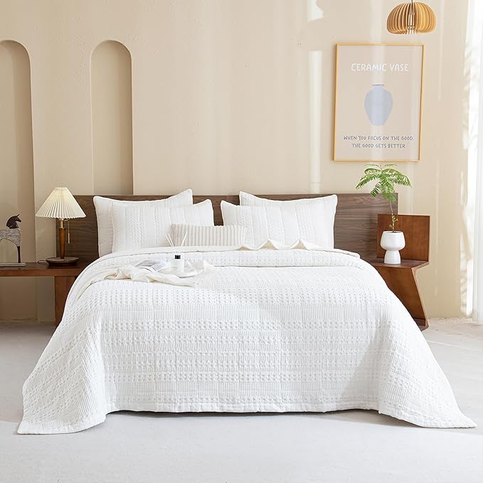 Quilt Set - King - 3 Piece