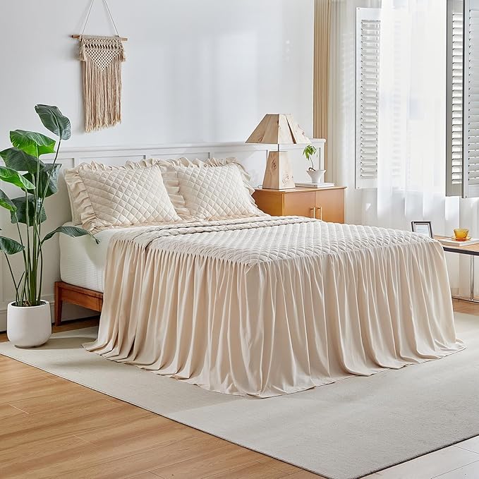 Bedding Set - California King - 3 Piece
