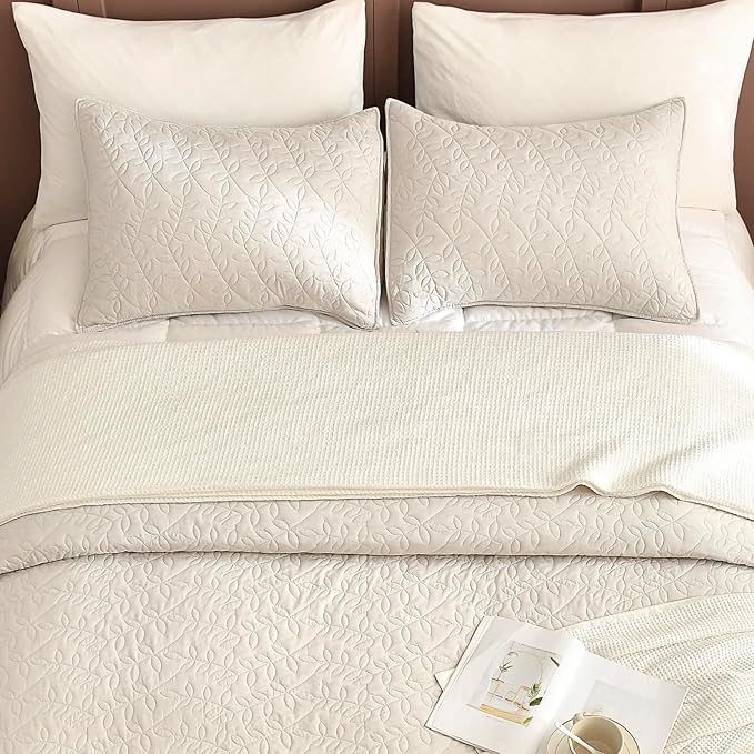Bedding Set - California King - 3 Piece