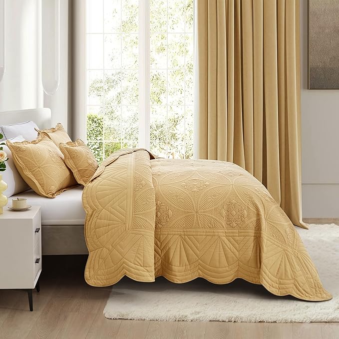 Bedding Set - King - 5 Piece