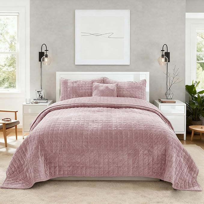 Velvet Quilt Set - California King - 3 Piece