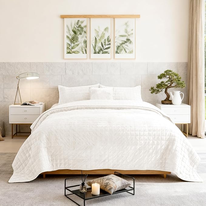 Velvet Quilt Set - California King - 3 Piece