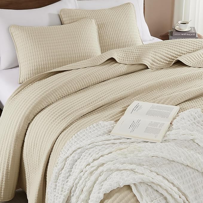 Quilt Set - Queen - 3 Piece