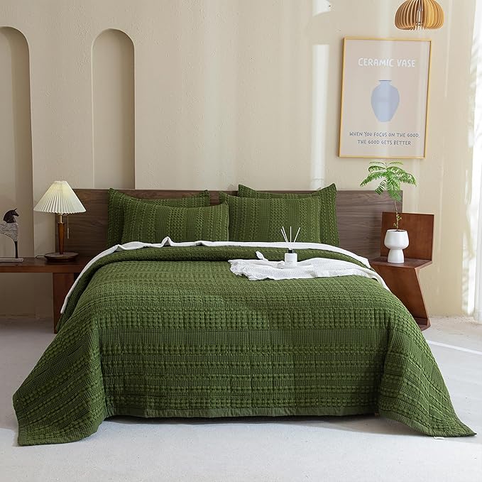 Quilt Set - King - 3 Piece
