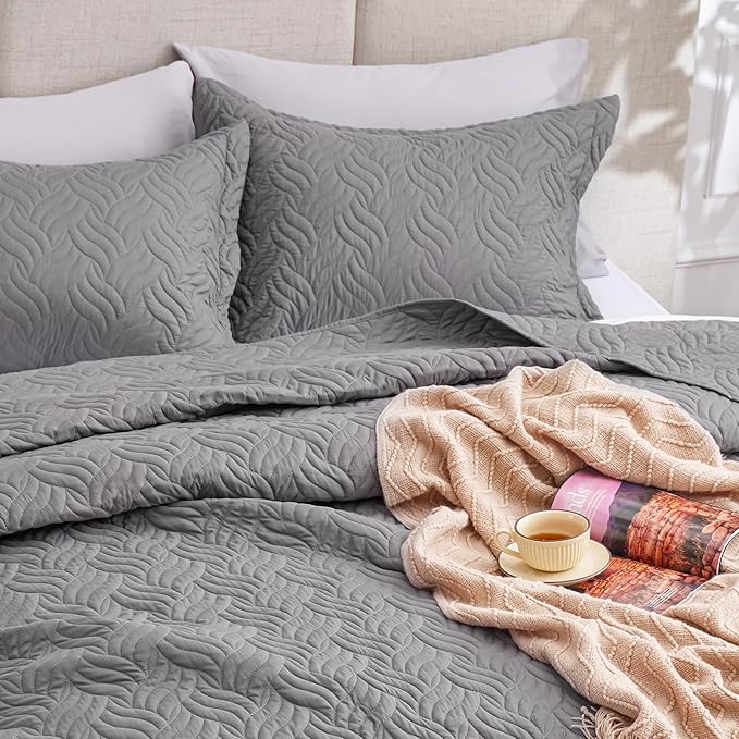 Quilt Set - King - 3 Piece