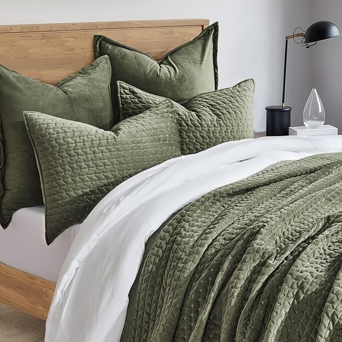 Velvet Quilt Set - Queen - 3 Piece