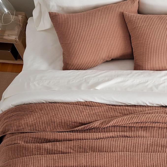 Bedding Set - Queen - 3 Piece